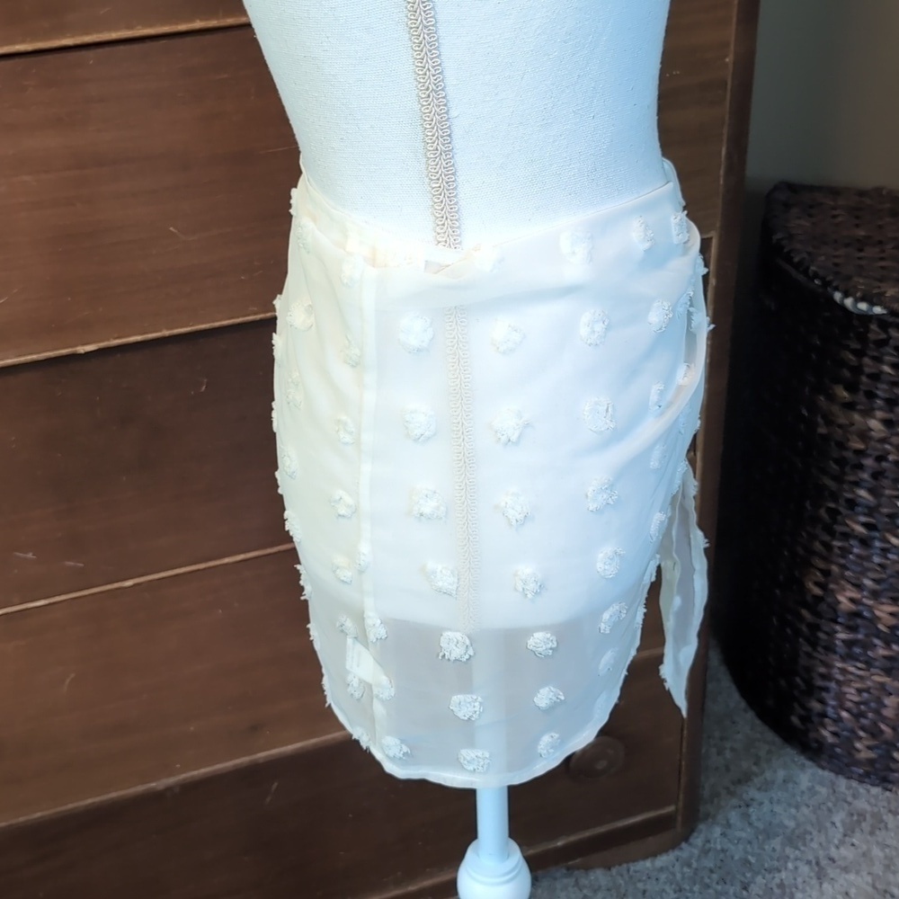 Sarong Coverups Short White Chenille Bubbles XL - Picture 6 of 12